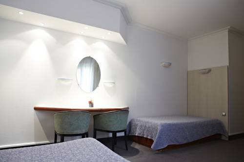 Imagen de la habitación del Hotel H&ocirc;tel Mets Et Plaisirs. Foto 5