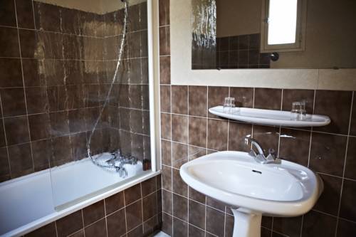 Imagen de la habitación del Hotel H&ocirc;tel Mets Et Plaisirs. Foto 6