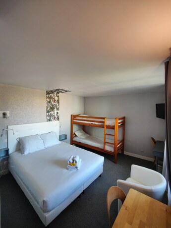 Imagen de la habitación del Hotel Hôtel Michelet Plage. Foto 17