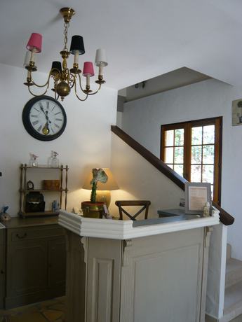 Imagen de los interiores del Hotel H&ocirc;tel Mistral, Mas-Blanc-des-Alpilles. Foto 19