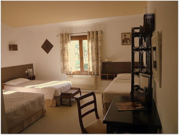 Imagen de la habitación del Hotel H&ocirc;tel Mistral, Mas-Blanc-des-Alpilles. Foto 12