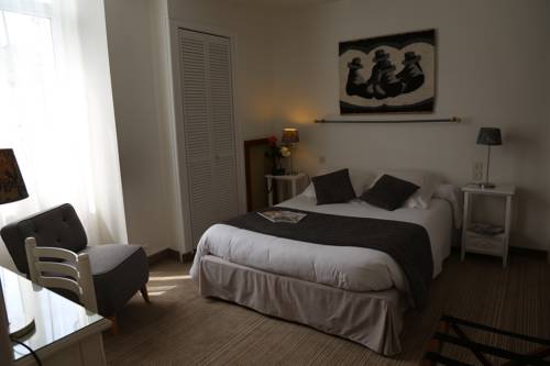 Imagen de la habitación del Hotel Hôtel Moderna. Foto 13