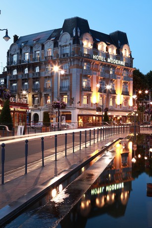 Imagen general del Hotel H&ocirc;tel Moderne, ARRAS. Foto 1