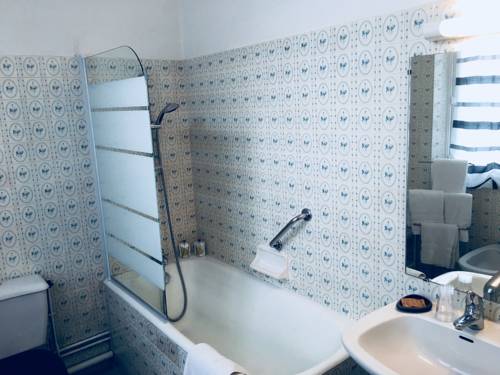 Imagen de la habitación del Hotel H&ocirc;tel Moderne, Tours. Foto 8