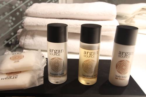 Imagen de la habitación del Hotel H&ocirc;tel Neste De Jade. Foto 6