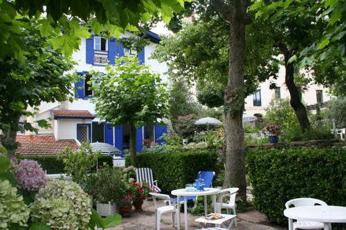 Imagen de la habitación del Hotel H&ocirc;tel Ohartzia. Foto 2
