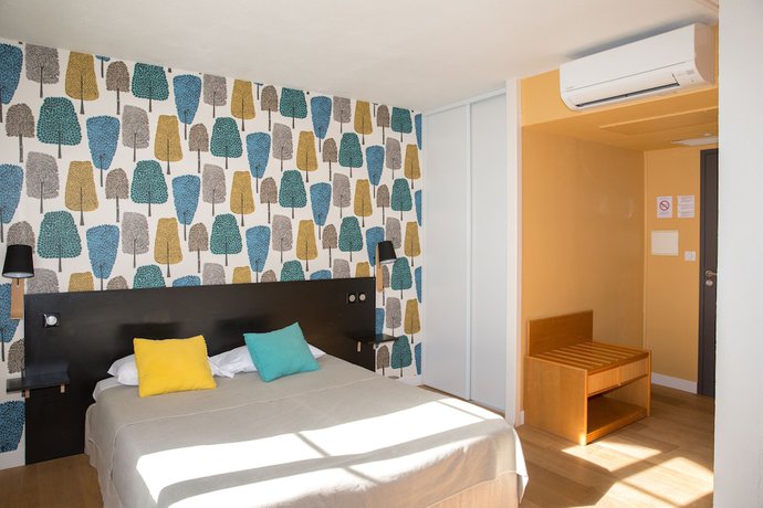 Imagen de la habitación del Hotel H&ocirc;tel Olatua. Foto 17