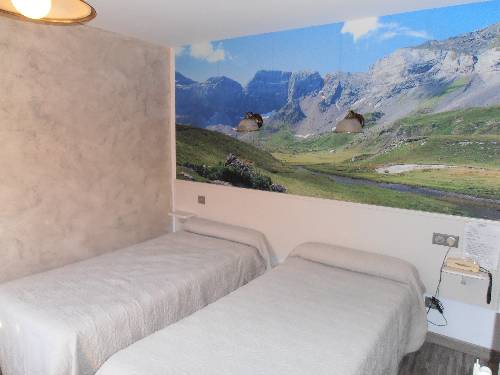 Imagen de la habitación del Hotel Hôtel Panoramic Et Des Bains. Foto 7