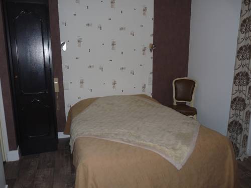 Imagen de la habitación del Hotel H&ocirc;tel Patton. Foto 4