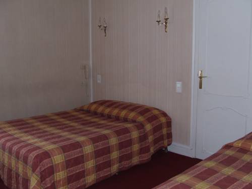 Imagen de la habitación del Hotel H&ocirc;tel Patton. Foto 12