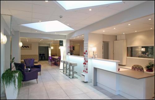 Imagen de la habitación del Hotel H&ocirc;tel Peyramale. Foto 5