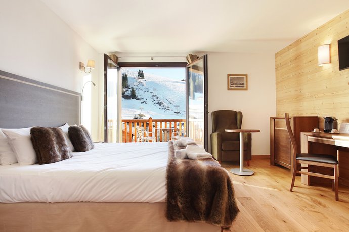 Imagen de la habitación del Hotel H&ocirc;tel Prestige Odalys Le Chamois. Foto 6