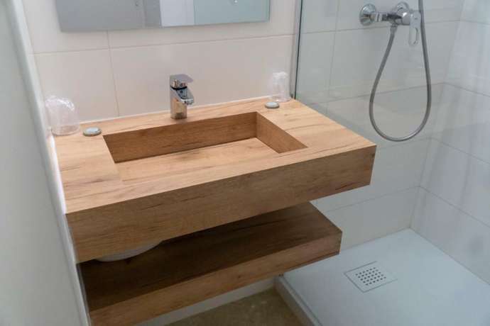 Imagen de la habitación del Hotel Hôtel Pyrène. Foto 11