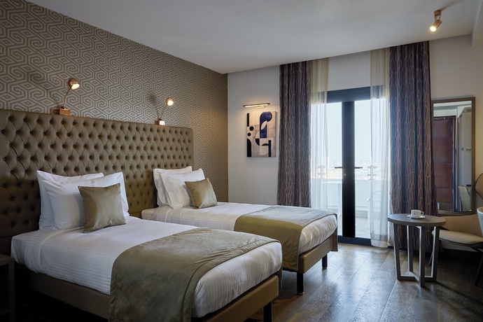 Imagen de la habitación del Hotel H&ocirc;tel RALF. Foto 7