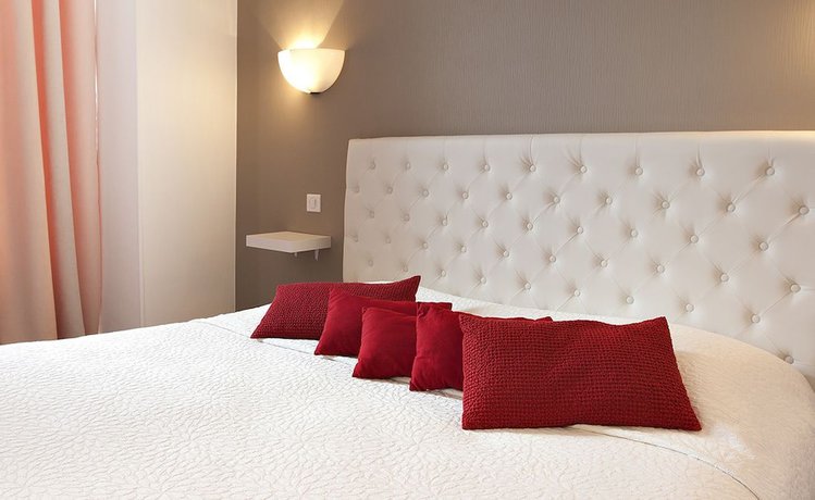 Imagen de la habitación del Hotel Hôtel Radio. Foto 16