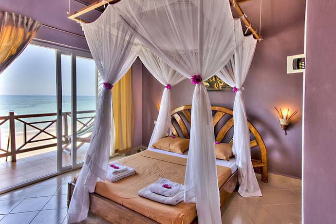 Imagen de la habitación del Hotel H&ocirc;tel R&eacute;sidence Au Sable Blanc. Foto 2