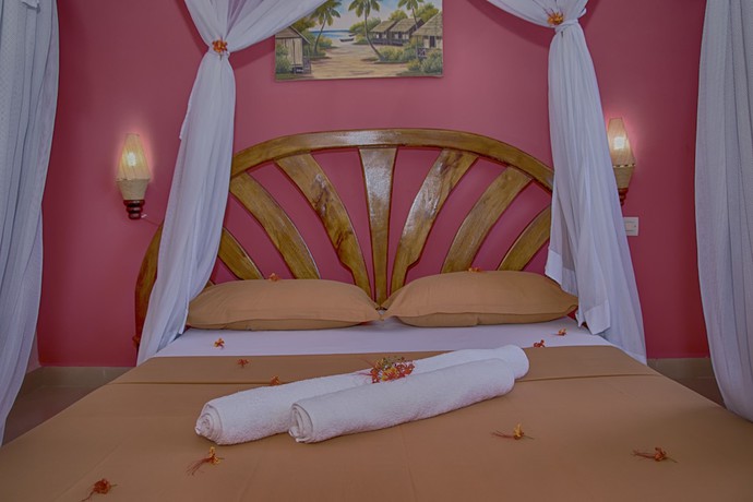 Imagen de la habitación del Hotel H&ocirc;tel R&eacute;sidence Au Sable Blanc. Foto 7