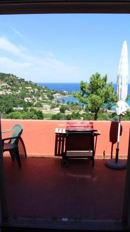 Imagen general del Hotel H&ocirc;tel R&eacute;sidence San Pieru. Foto 5