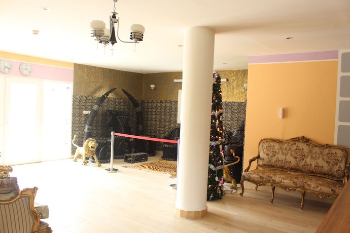 Imagen de los interiores del Hotel H&ocirc;tel R&eacute;sidence St David. Foto 17