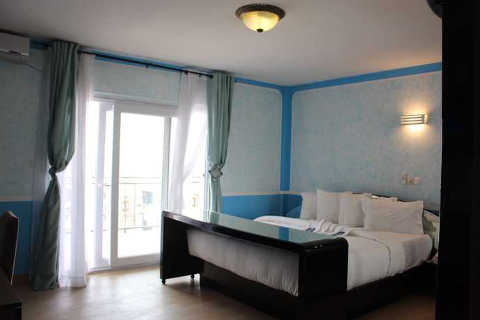 Imagen de la habitación del Hotel H&ocirc;tel R&eacute;sidence St David. Foto 11