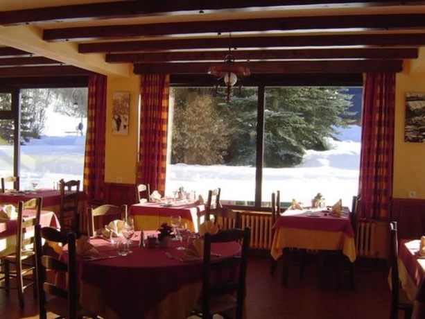 Imagen del bar/restaurante del Hotel H&ocirc;tel Relais Du Galibier. Foto 5