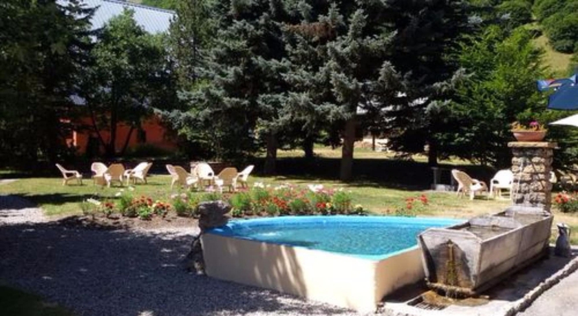 Imagen de la piscina del Hotel H&ocirc;tel Relais Du Galibier. Foto 10