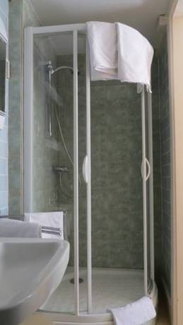 Imagen de la habitación del Hotel H&ocirc;tel Restaurant D'alsace. Foto 3