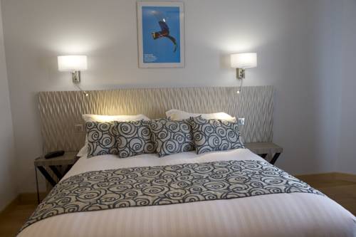 Imagen de la habitación del Hotel H&ocirc;tel Restaurant Des Remparts. Foto 10