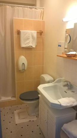 Imagen general del Hotel H&ocirc;tel Restaurant Du Ch&acirc;teau. Foto 3