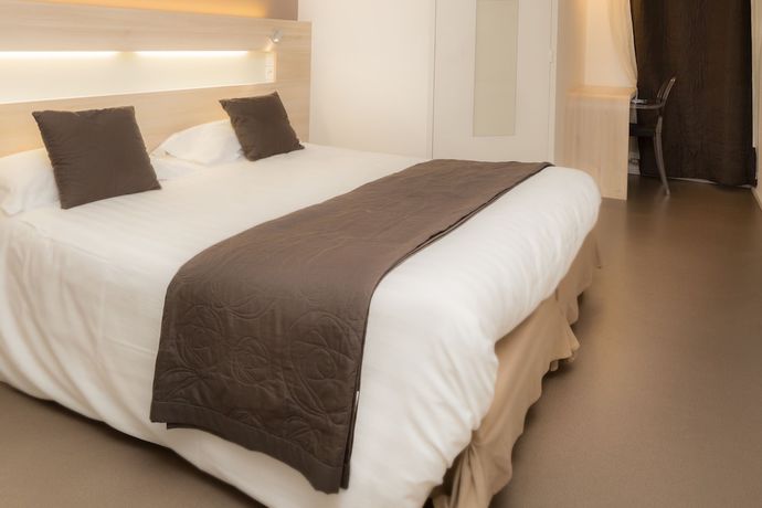 Imagen de la habitación del Hotel H&ocirc;tel Restaurant L'Eskemm *** St Brieuc-Tr&eacute;gueux. Foto 9