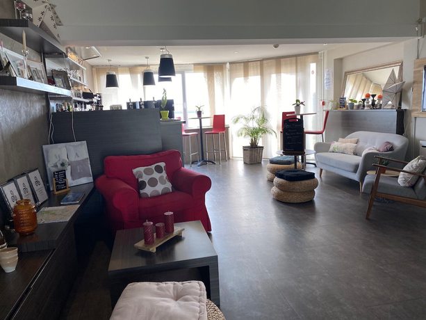 Imagen de los interiores del Hotel H&ocirc;tel Restaurant L'Eskemm *** St Brieuc-Tr&eacute;gueux. Foto 20