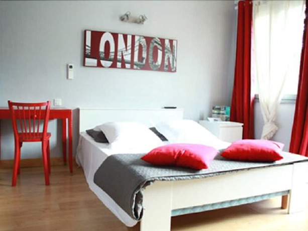 Imagen de la habitación del Hotel Hôtel Restaurant L\'Horloge Gourmande. Foto 7