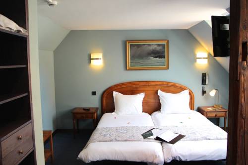 Imagen de la habitación del Hotel H&ocirc;tel Restaurant La Cigogne. Foto 10