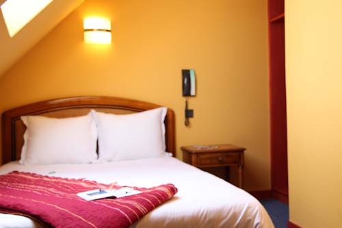 Imagen de la habitación del Hotel H&ocirc;tel Restaurant La Cigogne. Foto 15