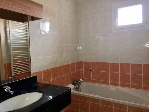 Imagen de la habitación del Hotel Hôtel Restaurant La Diligence. Foto 8