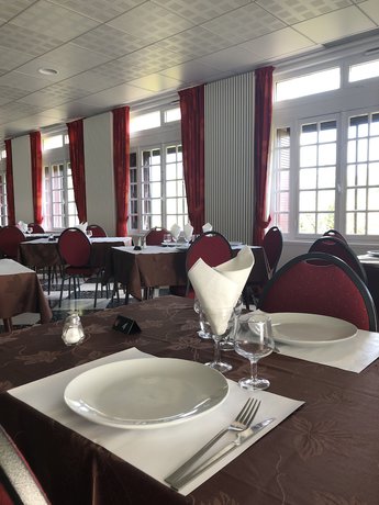 Imagen del bar/restaurante del Hotel Hôtel Restaurant La Diligence. Foto 5