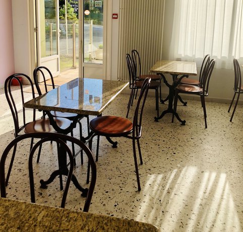 Imagen de los interiores del Hotel Hôtel Restaurant La Diligence. Foto 17