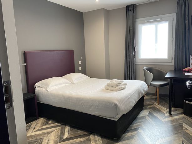 Imagen de la habitación del Hotel H&ocirc;tel Restaurant La Source. Foto 15