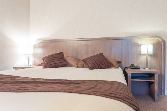 Imagen de la habitación del Hotel H&ocirc;tel Restaurant Laurent Perr&eacute;al. Foto 7