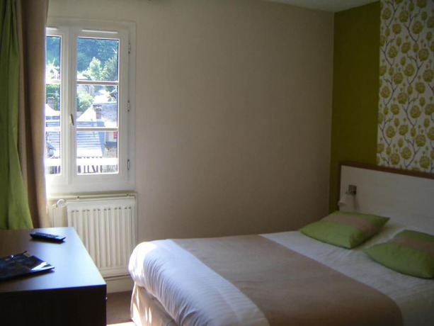 Imagen de la habitación del Hotel H&ocirc;tel Restaurant Le Bellevue. Foto 9