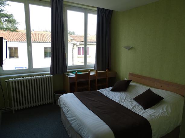 Imagen de la habitación del Hotel Hôtel Restaurant Le Cheval Blanc. Foto 5