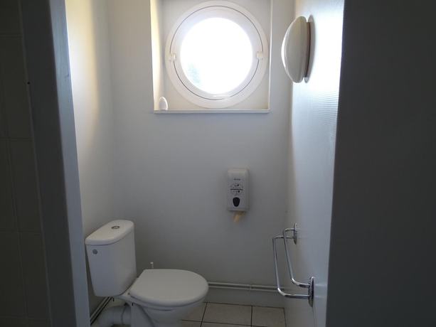 Imagen de la habitación del Hotel Hôtel Restaurant Le Cheval Blanc. Foto 9