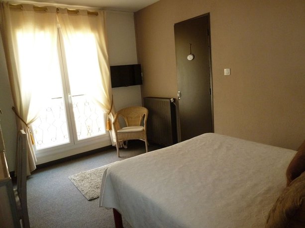 Imagen de la habitación del Hotel H&ocirc;tel Restaurant Le Commerce, Auriol. Foto 7