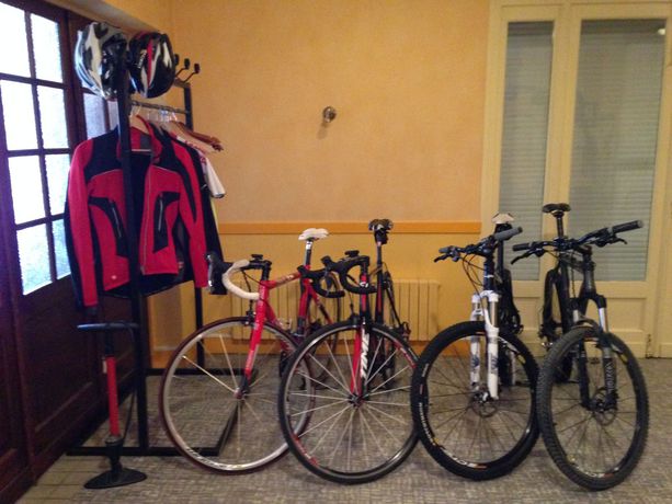 Imagen de los interiores del Hotel H&ocirc;tel Restaurant Le Crab. Foto 15