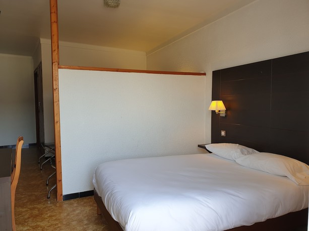 Imagen de la habitación del Hotel H&ocirc;tel Restaurant Le Lassus. Foto 12