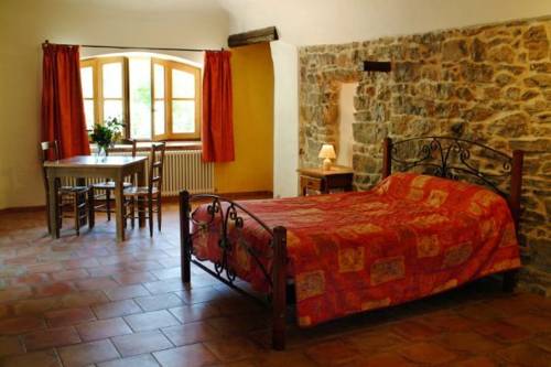 Imagen de la habitación del Hotel H&ocirc;tel Restaurant Le Pradinas. Foto 4