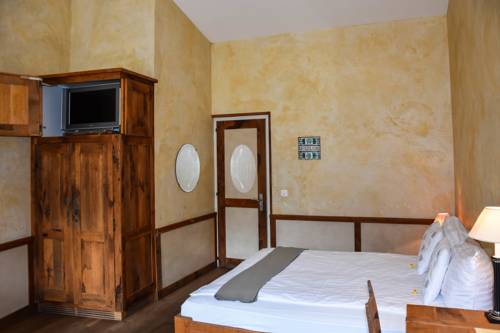 Imagen de la habitación del Hotel H&ocirc;tel Restaurant Le Saint-christophe. Foto 3