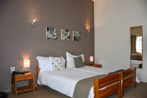 Imagen de la habitación del Hotel H&ocirc;tel Restaurant Le Saint-christophe. Foto 10