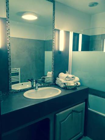 Imagen de la habitación del Hotel Hôtel Restaurant Le Troubadour. Foto 11