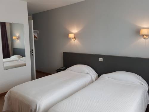 Imagen de la habitación del Hotel H&ocirc;tel Restaurant Les Bruy&egrave;res. Foto 3